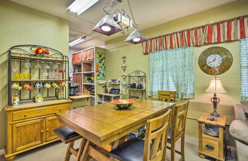 Rowlett House | Cozy Rowlett Guest Cottage Steps from Downtown