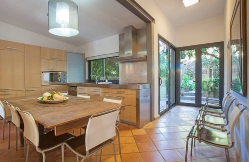 Lloseta Cottage | Renovated Rural House with Ocean Views and Pool Access