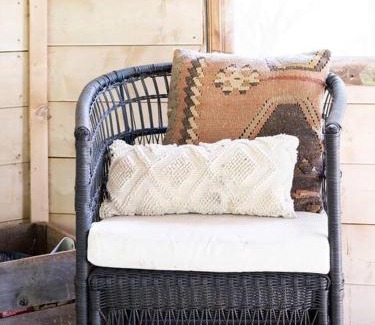 Oakpark Ski Chalet | Rustic Bloomingdale Cottage with Ocean Views & Pool