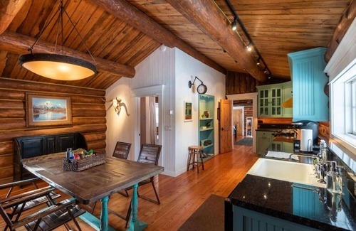 Bondurant Cabin | Experience Rustic Cabin Bliss by the River - Top-Rated Stay!