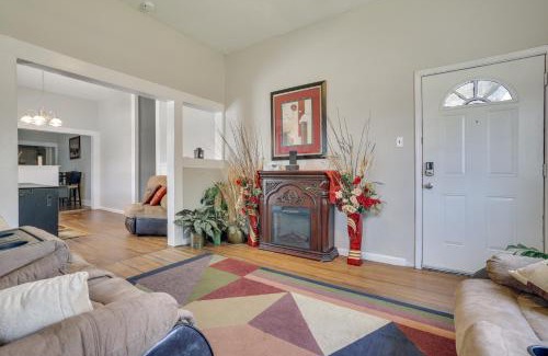 Southside House | Inviting San Antonio Retreat Near Downtown with Pet-Friendly Amenities