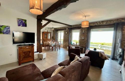 Saint-Michel-en-Greve House | Charming seaside family home - sleeps 8