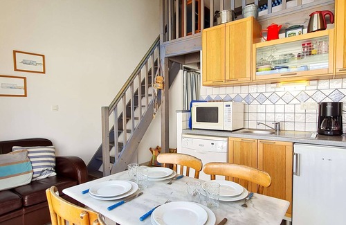 La Couarde-sur-Mer House | Seaside Retreat with Garden & Ocean View - Pet Friendly