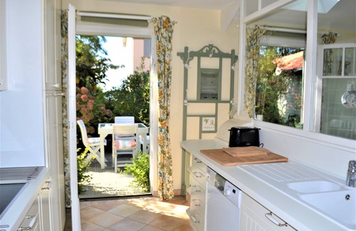 Saint-Marc-sur-Mer House | Seaside Retreat with Ocean Views and Family-Friendly Amenities