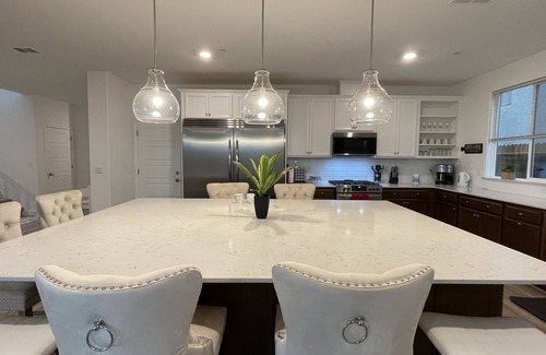 Visalia House | Sequoia Vista: New Family-Friendly Retreat Near National Park