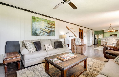 Shell Knob House | Inviting Shell Knob Home: Spa, Breakfast & a 9.4 Rating!