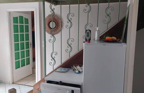 Veze Cottage | Charming Spacious House in Peaceful Auvergne with Garden, BBQ, WiFi, and Fireplace