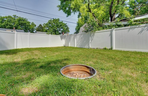 Springfield Cottage | Cozy Springfield Home: Family-Friendly & Close to Downtown