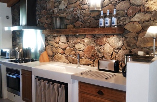 Serra-di-Fiumorbo House | Enchanting Stone House with Ocean View and Family-Friendly Amenities