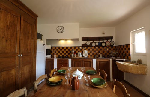 Pays-de-Belves House | Tranquil Stone Cottage with Private Pool and Ocean View