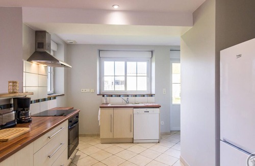 Saint-Lo Cottage | Cozy Gite Saint-Lô with Spa and Kitchen for 4 Guests