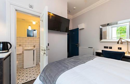 Sutton Cross Apartment | Charming Studio at the Marina