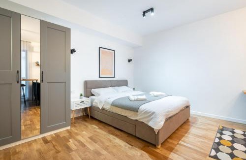 Bucharest Apartment | Cozy Studio Near Unirii Square - Guest Rated 9.7/10