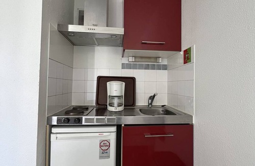 Cambo-les-Bains Apartment | Cozy Studio in Cambo-les-Bains with Spa and Breakfast