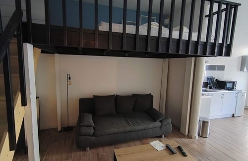 Mont Duplan Apartment | Cozy Studio Retreat for Families Seeking Adventure