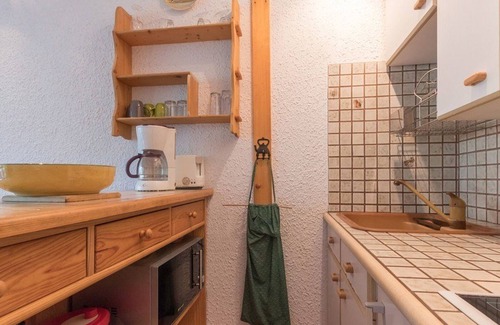 Saint-Chaffrey Apartment | Cozy Studio Flat in Saint-Chaffrey with Lake View
