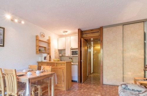 Saint-Chaffrey Apartment | Cozy Studio Flat in Saint-Chaffrey with Lake View
