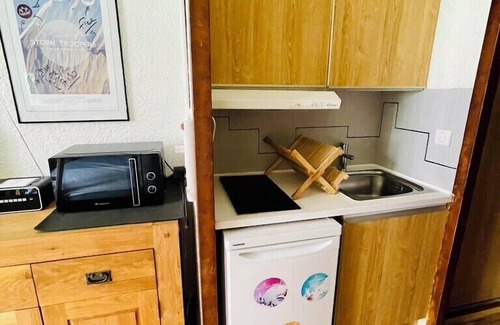 Saint-Chaffrey Apartment | Cozy Studio Retreat in the Heart of Saint Chaffrey