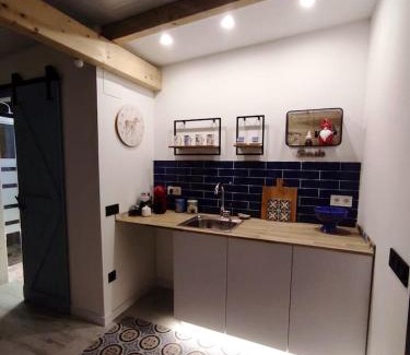 Riogordo Apartment | Top-Rated Studio with Furnished Terrace in Riogordo