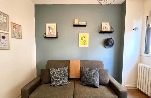 Croulebarbe Apartment | Convenient Studio in the Latin Area - Ideal for Couples
