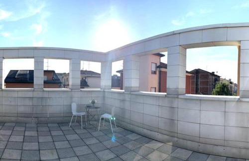 Pero Apartment | Cozy Studio Near Fiera with Terrace and Breakfast Included