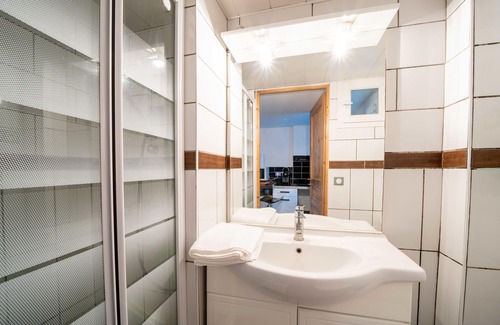 Boutonnet Apartment | Cozy Montpellier Studio with Garden and Ocean Views