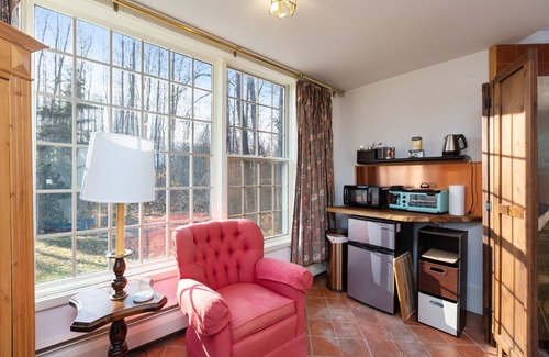 University Area Apartment | Cozy Studio with Deck, Pet-Friendly Near University