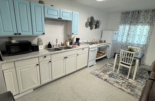Pierson Apartment | Charming studio on the St. John’s river with WiFi and AC in delightful