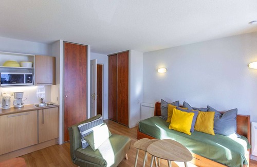 La Mongie Apartment | Cozy Studio La Mongie: Ideal for 3, Pet-Friendly Retreat