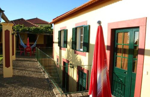 Ponta do Pargo Apartment | Sea View Studio with Garden & WiFi at Ponta do Pargo