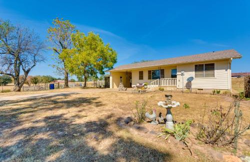 Subiaco House | Pet-Friendly Subiaco Getaway by the Arkansas River