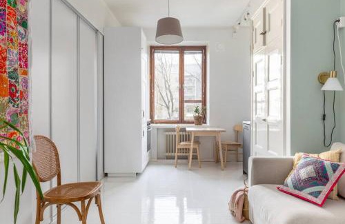 Alppiharju Apartment | Idyllic Suite with Garden and Free Parking - 10/10 Rating