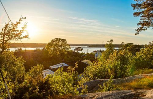 Tjome Municipality House | Charming Summer House With Sea View On Tjøme