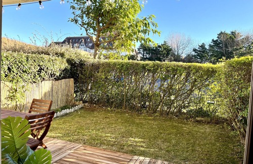 Cabourg Apartment | Idyllic Beachside T2 with Ocean View and Pool Access