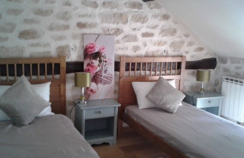 Echarcon Cottage | Peaceful T2 Retreat - Fully Equipped for Your Stay