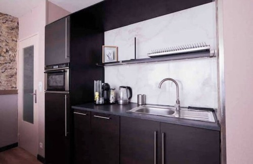 Dieppe Apartment | Seaside T2 Apartment with Kitchen & Pet-Friendly Comfort