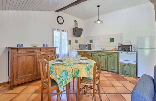 Cazaubon Apartment | Charming T2 with terrace, WiFi, pets allowed