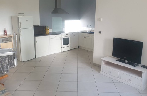 Pierrelatte Apartment | Charming t3 in the countryside