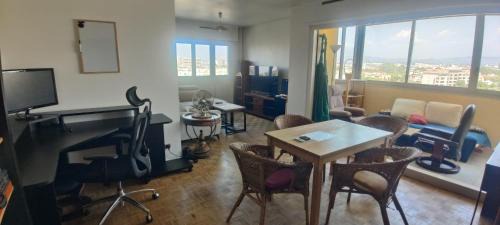 Mazargues Apartment | Charming T3 with WiFi - balcony and view