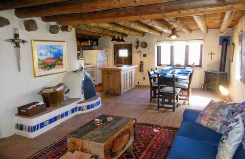 Taos House | Inviting Taos Adobe Home with Pool and Pet-Friendly Care