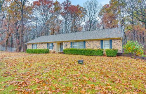 Jackson House | Cozy Tennessee Retreat with Fireplace & Family-Friendly Fun