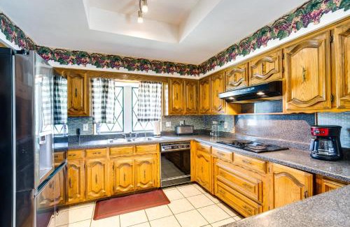 Duncanville House | Ideal Texas Retreat Near Cedar Hill State Park for Families
