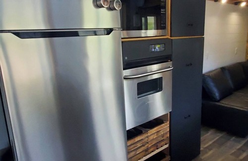Preston House | Charming Tiny Home in Pleasant Preston with AC, WiFi
