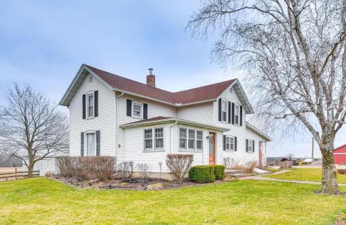 Blackstone House | Discover Tonica Farmhouse with Private Yard for Families!