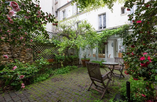 Parc-de-Montsouris House | Elegant Townhouse near Parc Montsouris with Spa & Breakfast