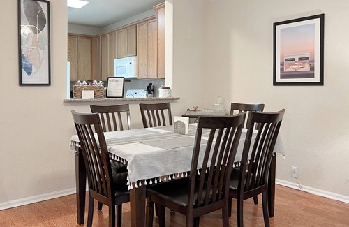 North San Antonio - SAT House | Idyllic Townhouse - Perfect for Ocean View Adventures