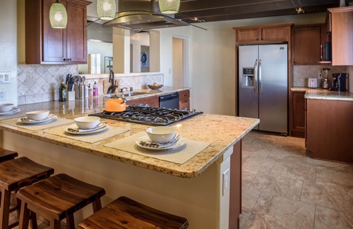 Albuquerque House | Peaceful Nob Hill Home with Spa & Family Amenities
