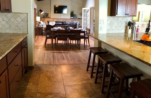 Albuquerque House | Peaceful Nob Hill Home with Spa & Family Amenities