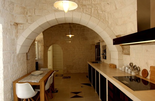 Cisternino House | Beautiful Trullo in Cisternino with Pool and Free WIFI