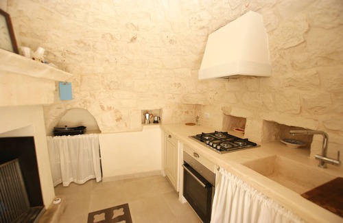 Cisternino House | Beautiful Trullo in Cisternino with Pool and Free WIFI